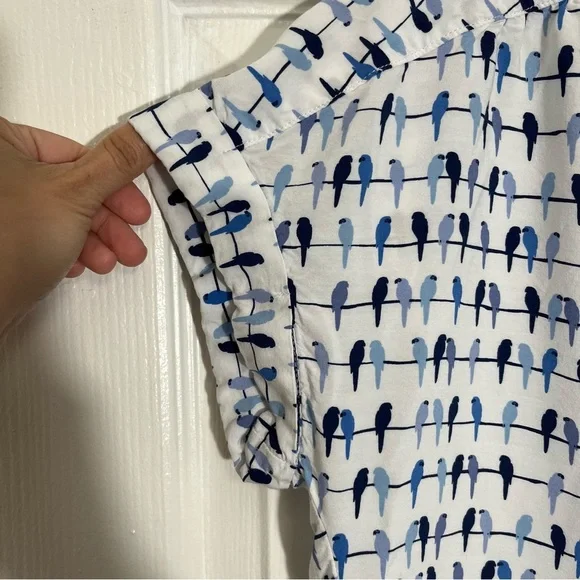 JANE AND DELANCEY White and Blue Birds on Wire Button Down top | size medium - Picture 5 of 9